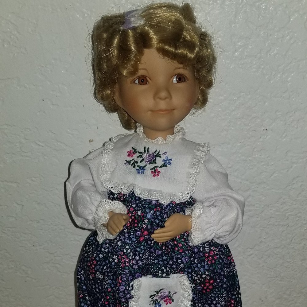 Ashton-Drake Galleries 15" Porcelain Doll (Goldilocks) VTG-1988